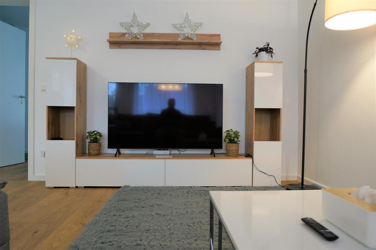 Mein Apartment, Stars Mit Balkon Und Klima Fuer Bis Zu 4 Personen Frankenthal  Buitenkant foto