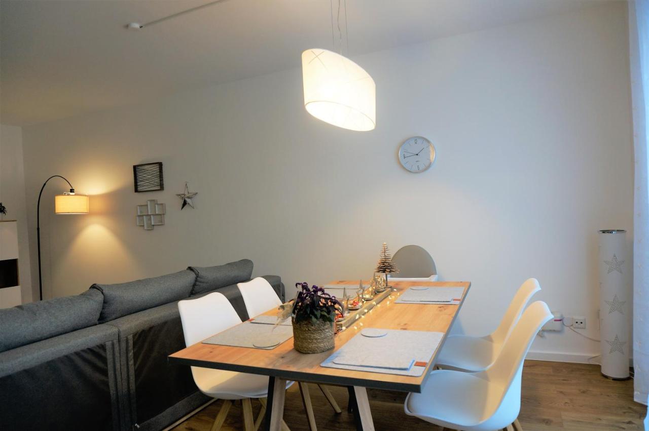 Mein Apartment, Stars Mit Balkon Und Klima Fuer Bis Zu 4 Personen Frankenthal  Buitenkant foto