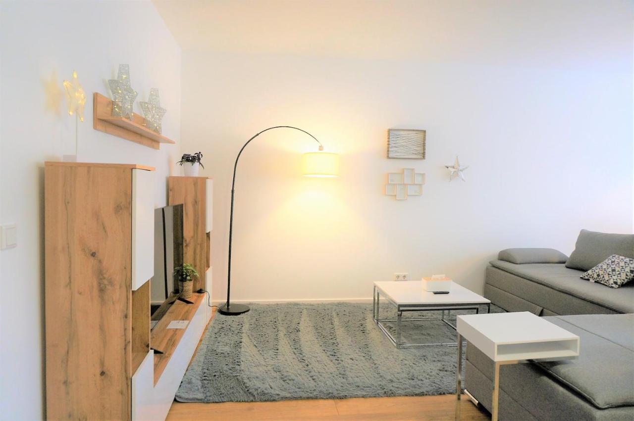 Mein Apartment, Stars Mit Balkon Und Klima Fuer Bis Zu 4 Personen Frankenthal  Buitenkant foto